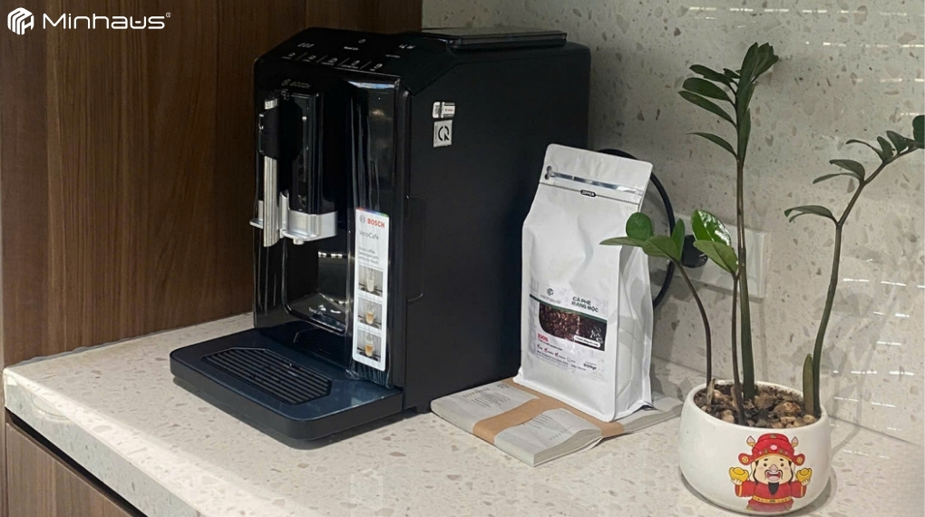 Máy pha cà phê Bosch VeroCafe Series 2 là gì? Có nên mua không? 11 Máy pha cà phê Bosch Series 2 phù hợp với gia đình, văn phòng nhỏ và người bận rộn thích cà phê rang mộc