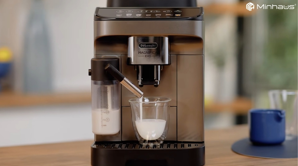 Có nên mua máy pha cà phê De'Longhi Magnifica Evo? Đánh giá chi tiết 3 Công nghệ LatteCrema Hot trên máy pha cà phê De'Longhi Magnifica Evo