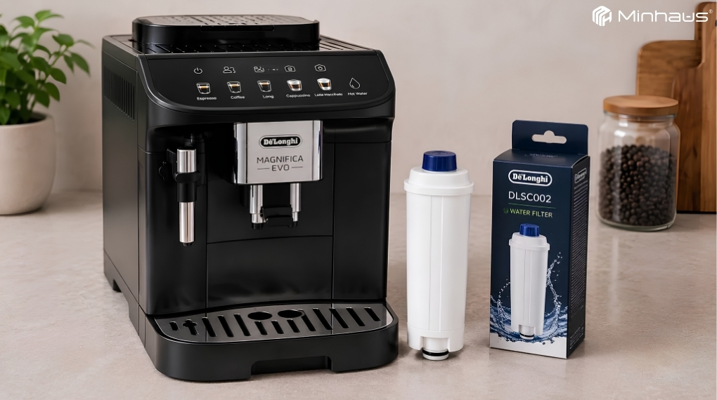 Có nên mua máy pha cà phê De'Longhi Magnifica Evo? Đánh giá chi tiết 7 Máy pha cà phê De'Longhi Magnifica Evo sử dụng bộ lọc nước chuyên dụng